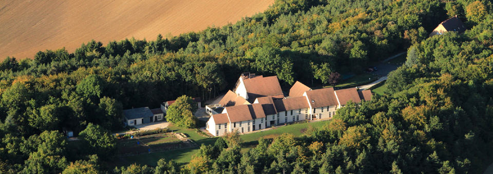 vue aerienne du carmel de flavignerot